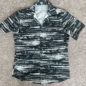 Lululemon Airing Easy -Medium